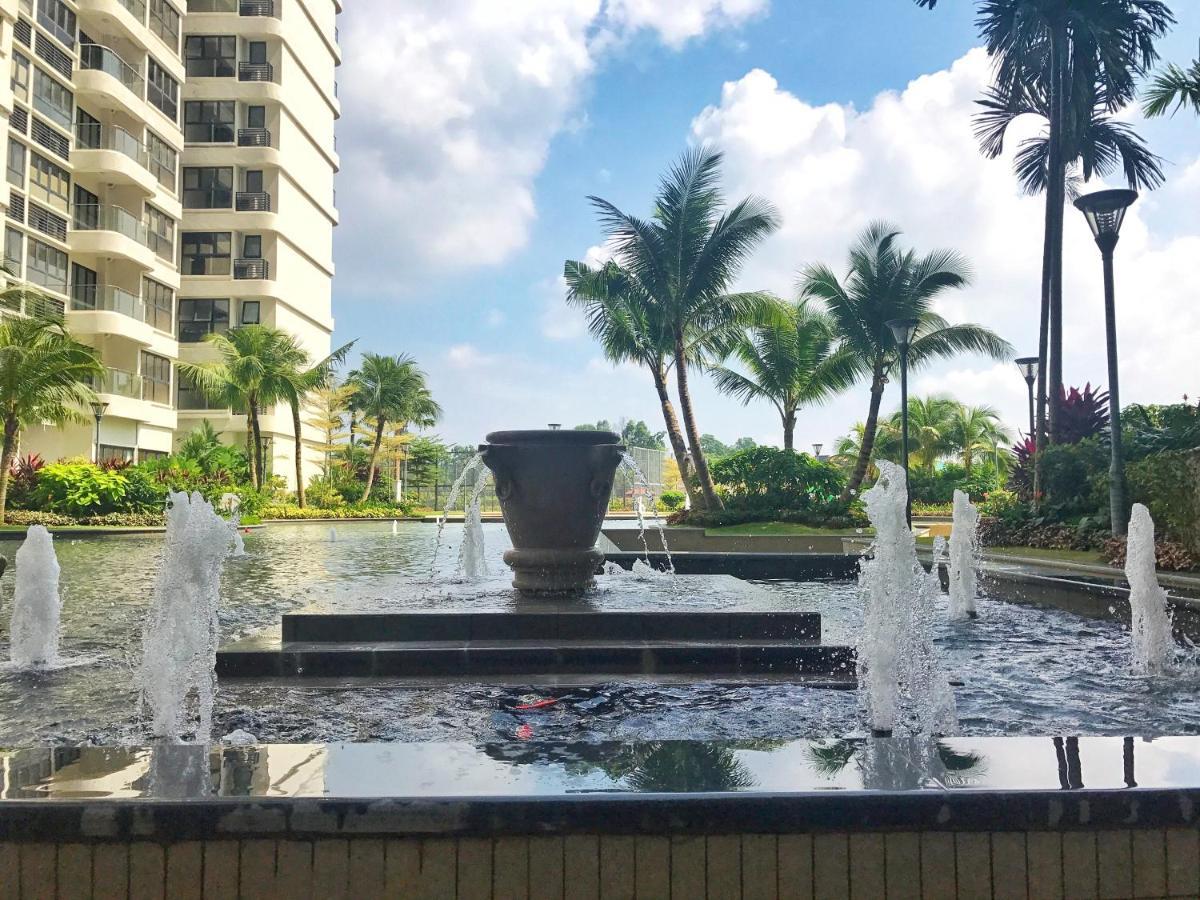 Scenic Country Garden Danga Bay By Lions Bay Apartamento Johor Bahru Exterior foto