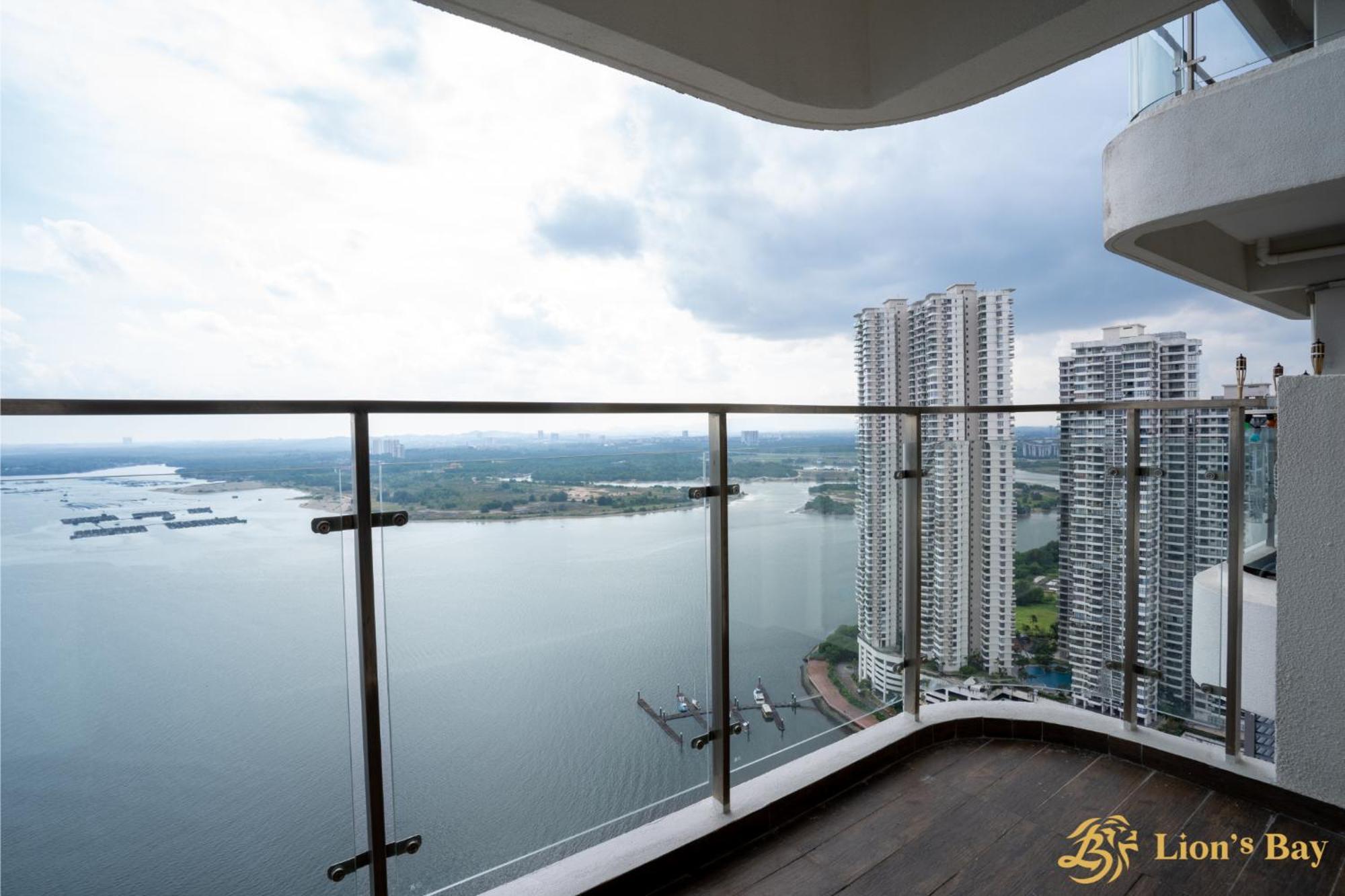 Scenic Country Garden Danga Bay By Lions Bay Apartamento Johor Bahru Exterior foto