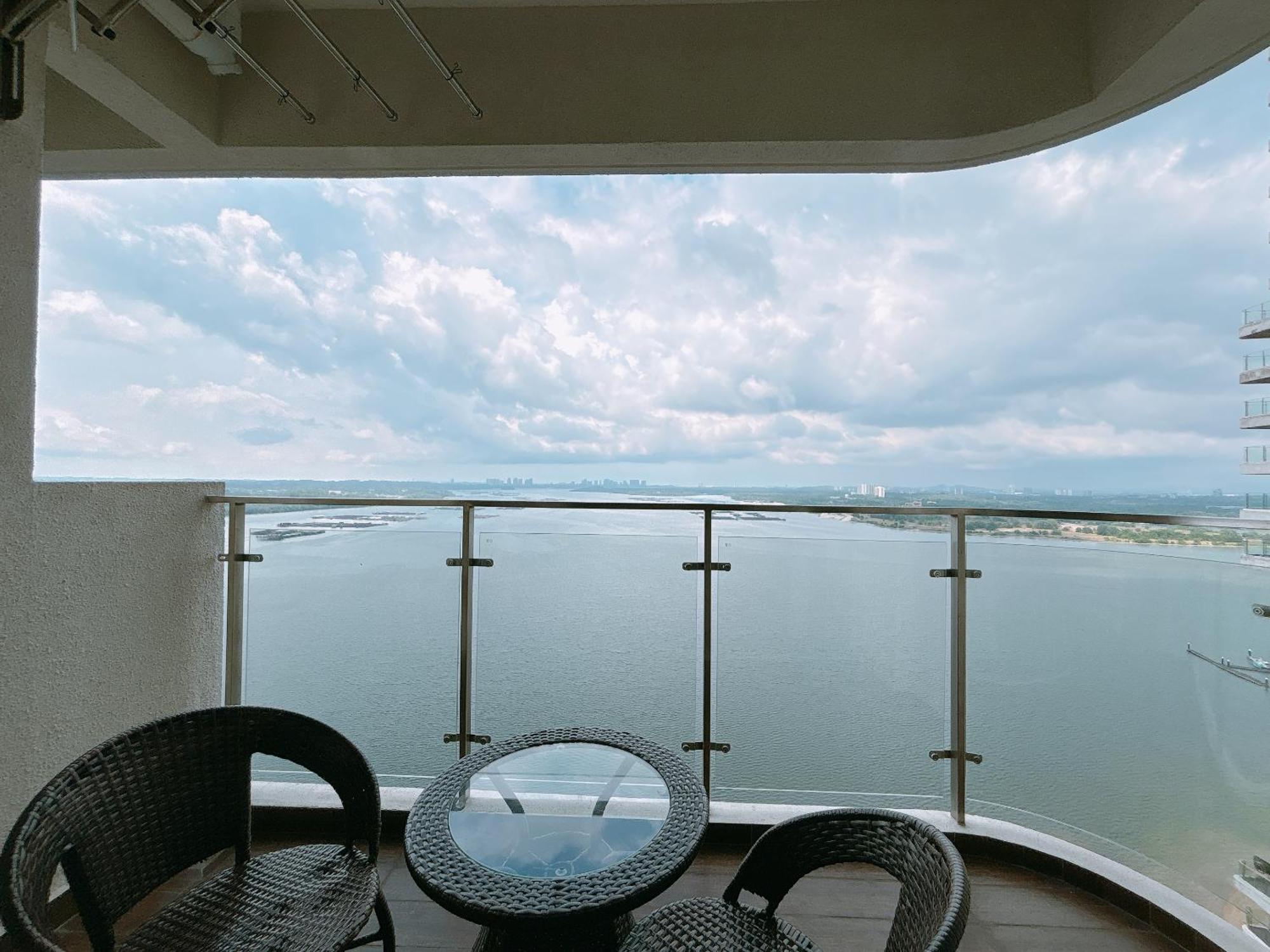 Scenic Country Garden Danga Bay By Lions Bay Apartamento Johor Bahru Quarto foto